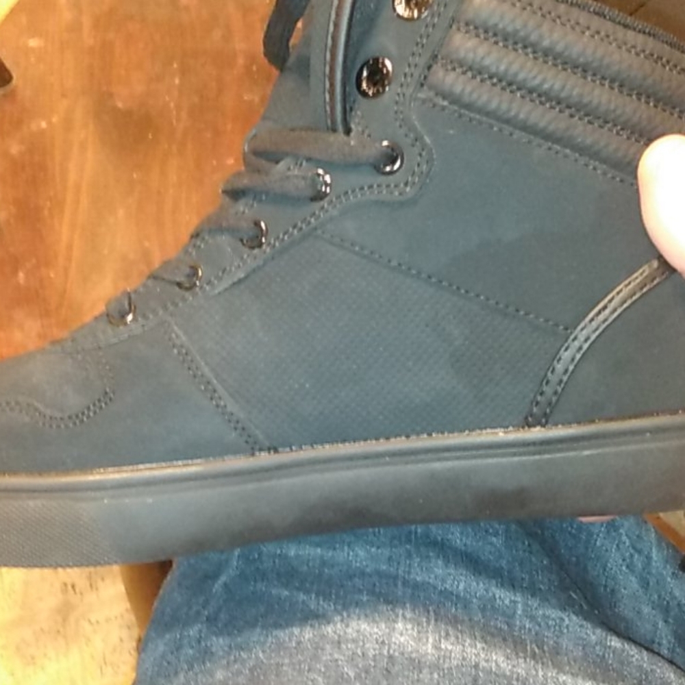 Levi's - Picture 4 of 4